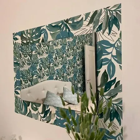 White-apartment Naples