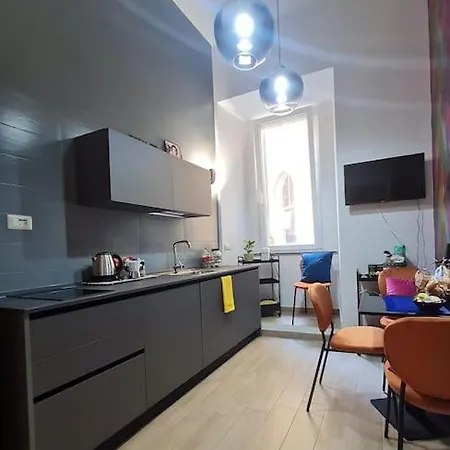 Daymoon House Vanvitelli, *