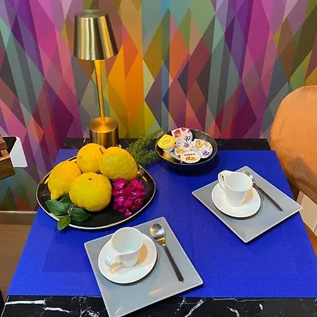 Daymoon House Vanvitelli, Naples