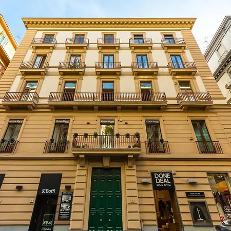 Colonna By Wonderful Italy * Naples