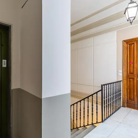 Colonna By Wonderful Italy Apartment Naples