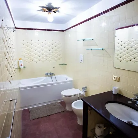 Apartment Hause Naty Spaccanapoli