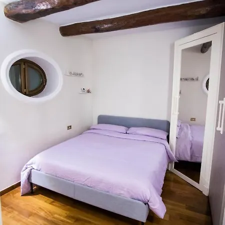 Apartment Hause Naty Spaccanapoli