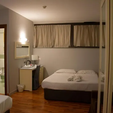 Capodichino International 4*