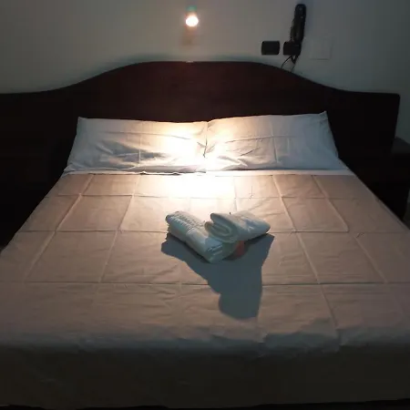 Hotel Vittorio Veneto Napoli Neapel