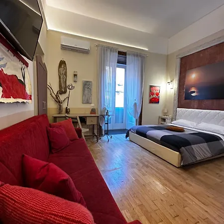 Corso 211 Beds &
