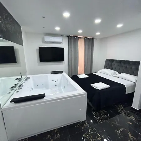 Apartment Valentino Luxury Naples