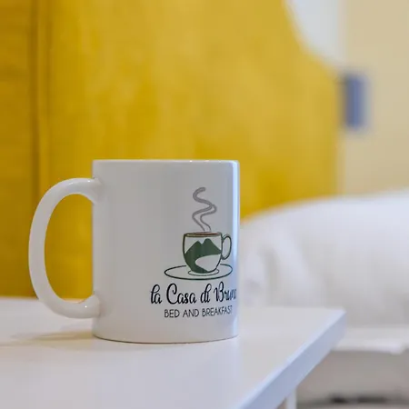 לינה וארוחת בוקר La Casa Di Bruno נאפולי