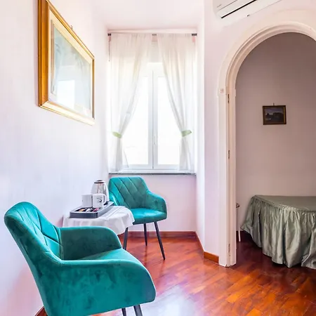 La Casa Di Bruno 3* נאפולי