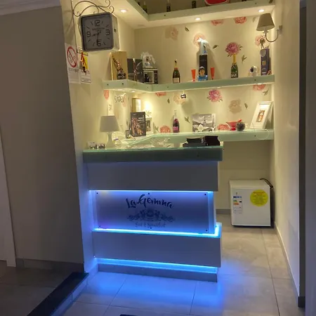 Beb La Gemma Bed & Breakfast Naples