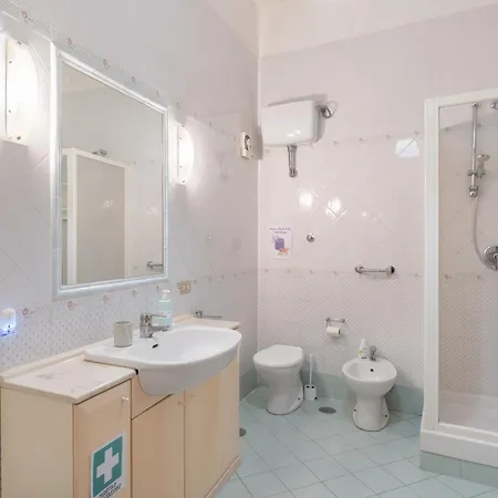 Apartment Stazione Centrale A 160m - Mediterranea