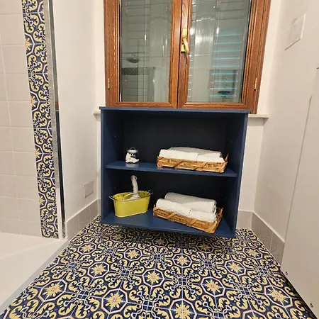 Bed & Breakfast Il Faro Di Serapide Naples