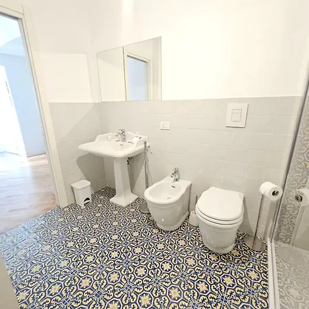 Il Faro Di Serapide Bed & Breakfast
