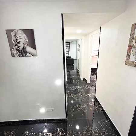 Valentino Luxury Apartment Naples