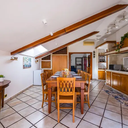 Casa Raffaela With Terrace By Wonderful Italy * Naples