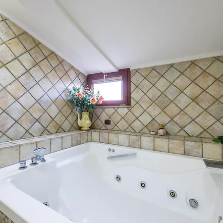 Apartment Casa Raffaela With Terrace By Wonderful Italy Naples