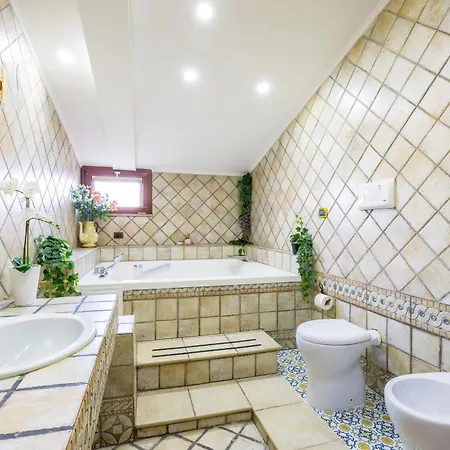 Casa Raffaela With Terrace By Wonderful Italy *