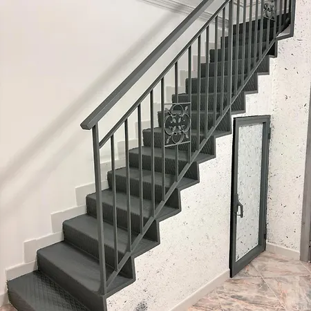 Di Napoli's Apartment