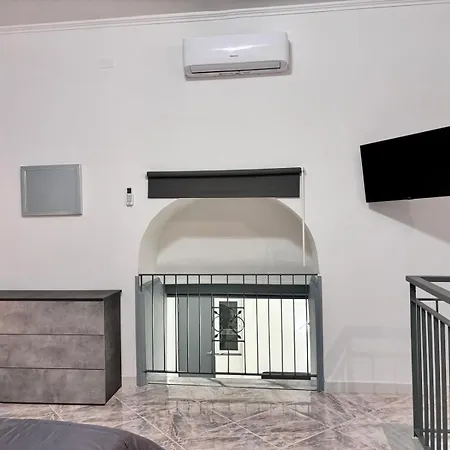 Di Napoli's Apartment