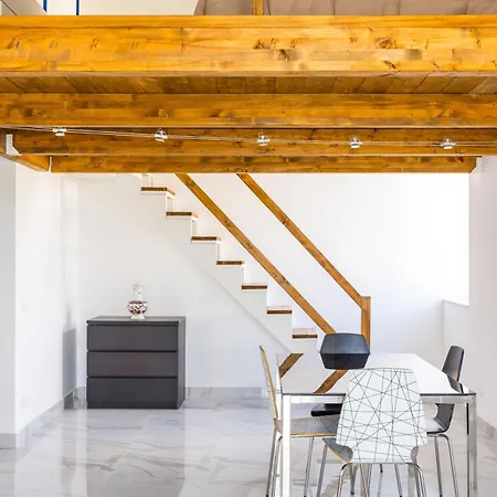 Apartamento Carrozzieri Nest At Historical Center