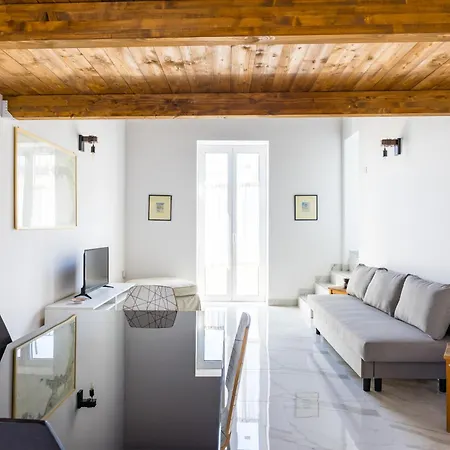 Carrozzieri Nest At Historical Center Apartamento *