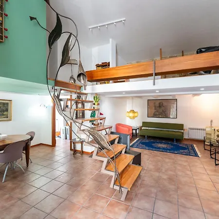 Apartment Piazza Carlo Iii 69 *