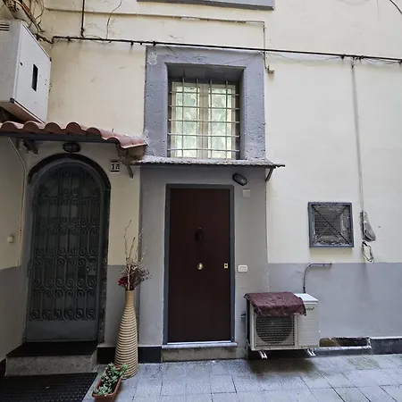Spaccanapoli A Toledo