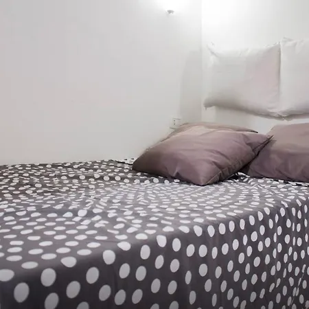 Apartment Flat Tribunali Naples