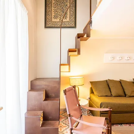 Apartment Cortile Montechia By Domusextra