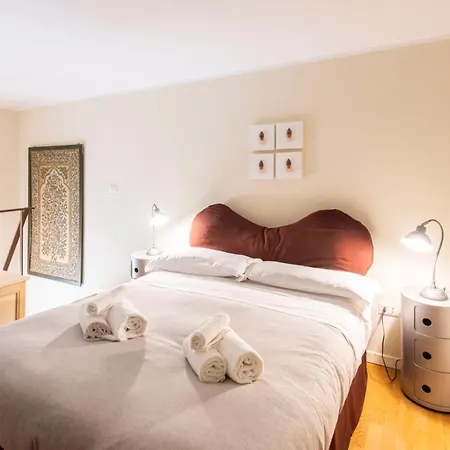 Cortile Montechia By Domusextra Apartment *