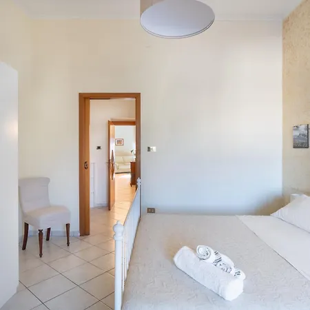 Apartment Stazione Centrale A 160m - Mediterranea *