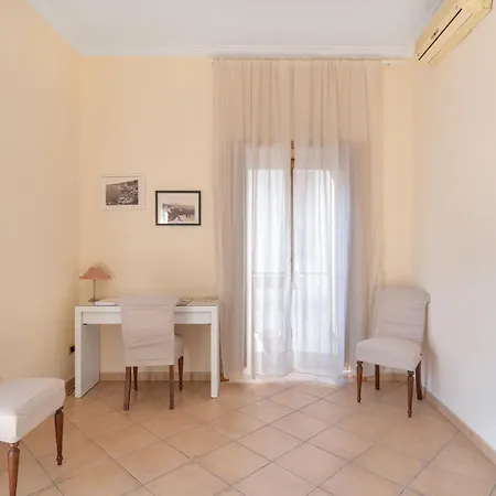 Stazione Centrale A 160m - Mediterranea Apartment
