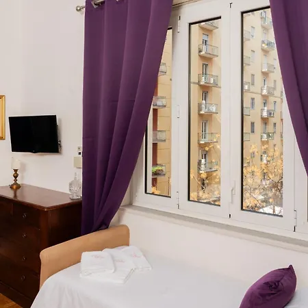 Cervantes Guest house Naples