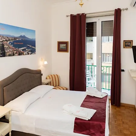 Cervantes Naples