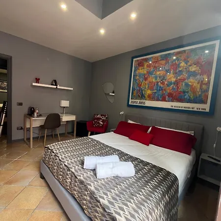 Luxury * Naples