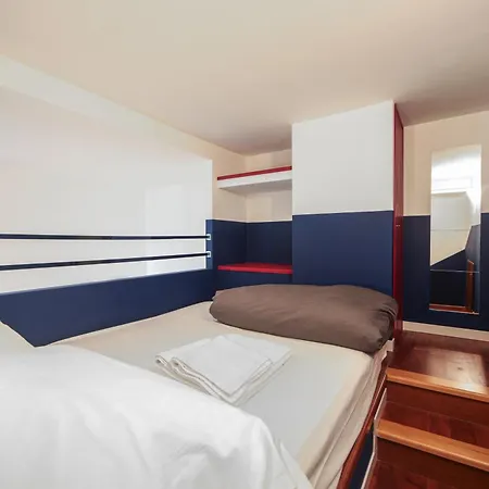 Salotto Borbonico Bed & Breakfast 2*