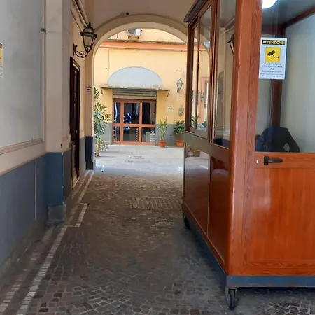 Apartment Domus Mea Naples