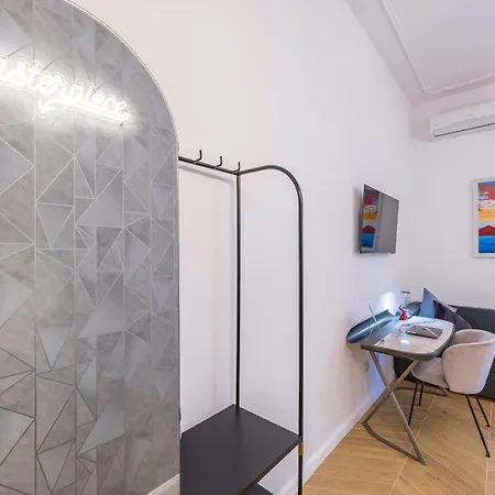 Artnap Boutique
