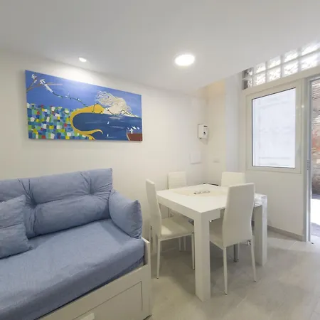 Partenope Dorata Apartment