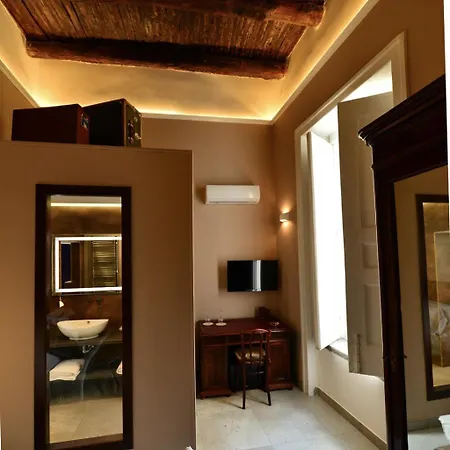 Xenia Neapolis Guest house