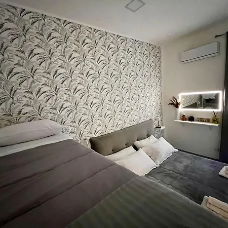 Apartment Verace - Centro Storico Spaccanapoli *