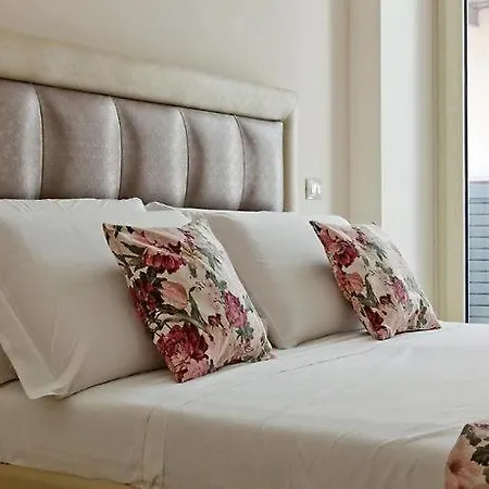 Guest house Opera N.5 By Spi Dreams Group *