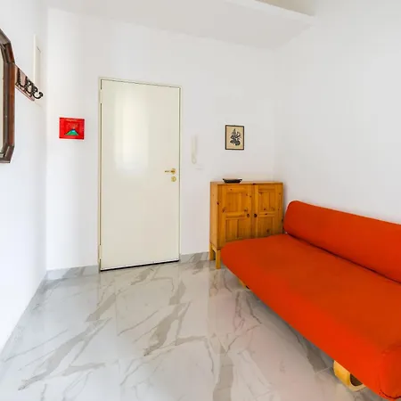Apartment Carrozzieri Nest At Historical Center