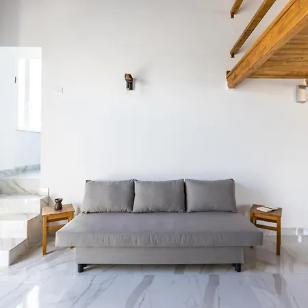 Apartment Carrozzieri Nest At Historical Center