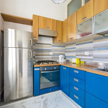 Apartment Carrozzieri Nest At Historical Center *