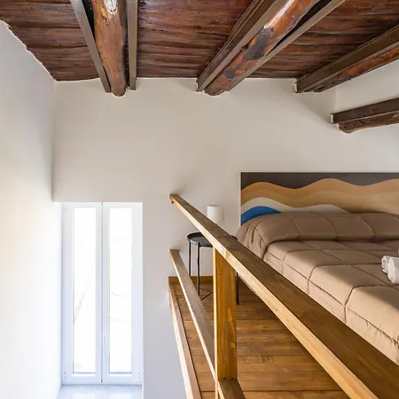 Carrozzieri Nest At Historical Center Apartment *