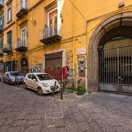 Apartamento Carrozzieri Nest At Historical Center Nápoles