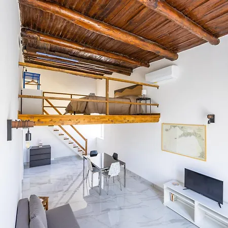 Apartment Carrozzieri Nest At Historical Center Naples