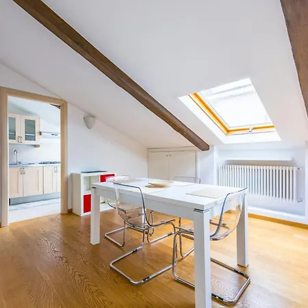 Duomo Grand Family Loft Apartment Naples