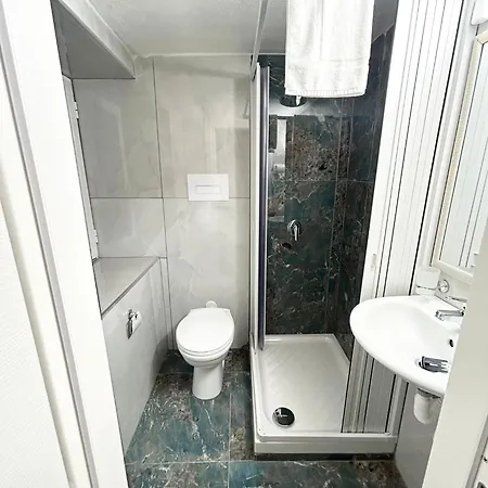 Chiara Luxury Napoli